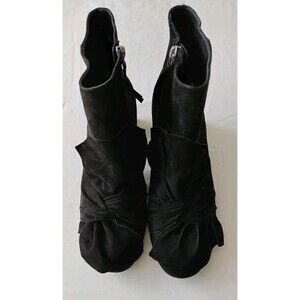 Rebecca Minkoff Black Suede Booties Size 9 1/2 Women's Leather Boots GC Gorgeous